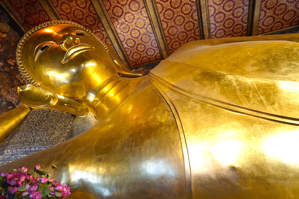 46 m langer und 15 m hoher liegender Buddha von Wat Pho